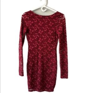 Bordeaux red lace long-sleeve dress 💃